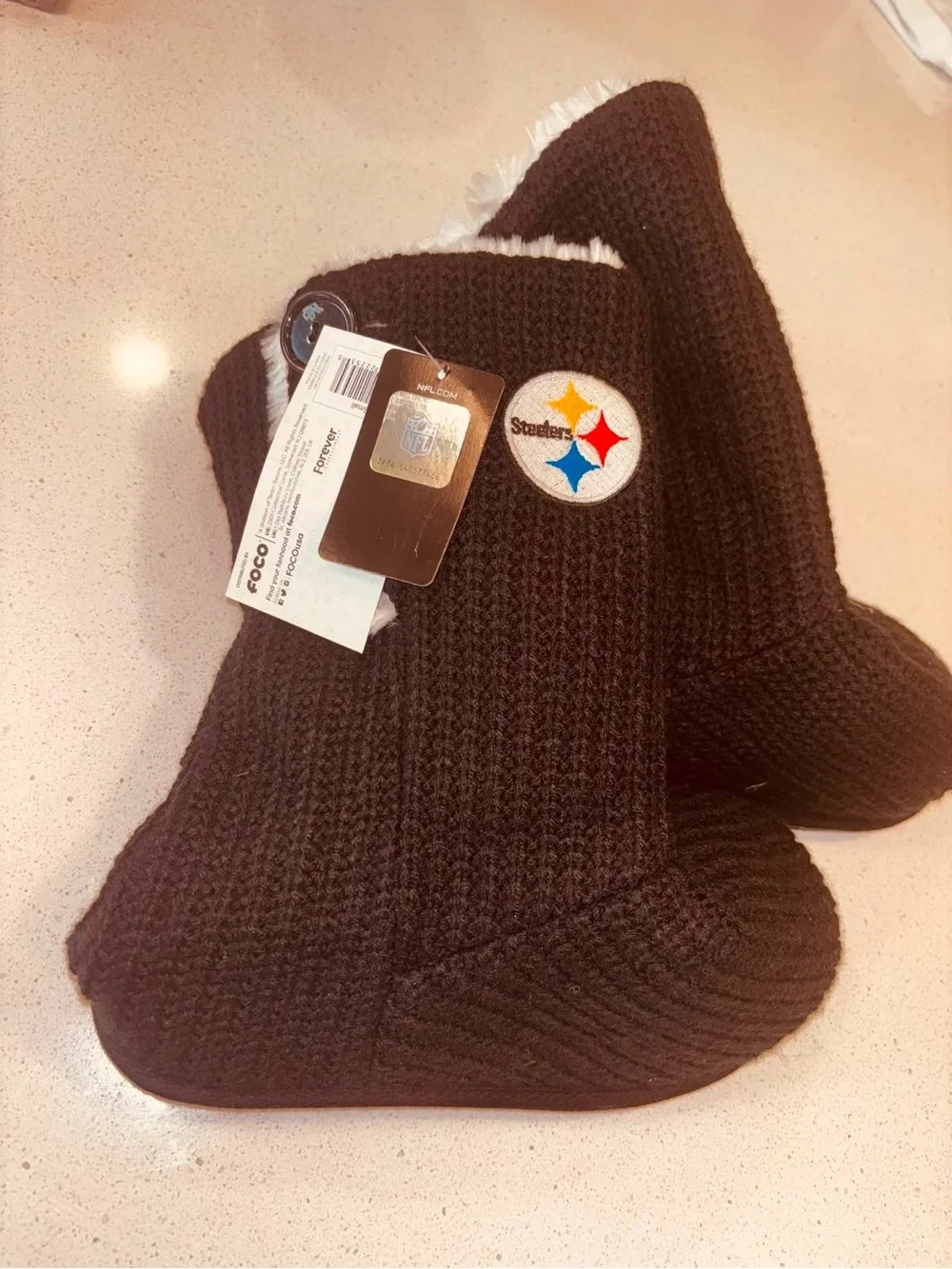 NWT Pittsburgh Steelers FOCO Knit Button Boot Slippers Small NFL Fan Gear #A131